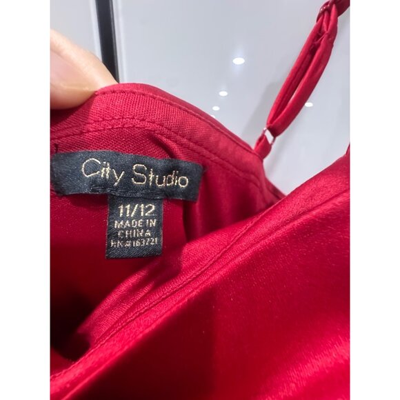 Red Bow Front Maxi Dress With Adjustable Straps & Side Slit By City Studio Size - Picture 4 of 7